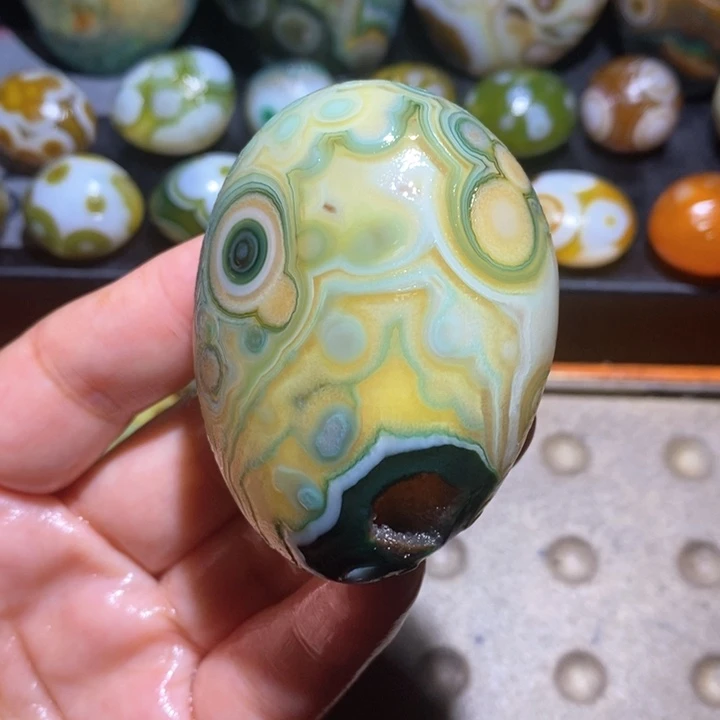 未镶嵌玛瑙/玉髓珠宝半成品36