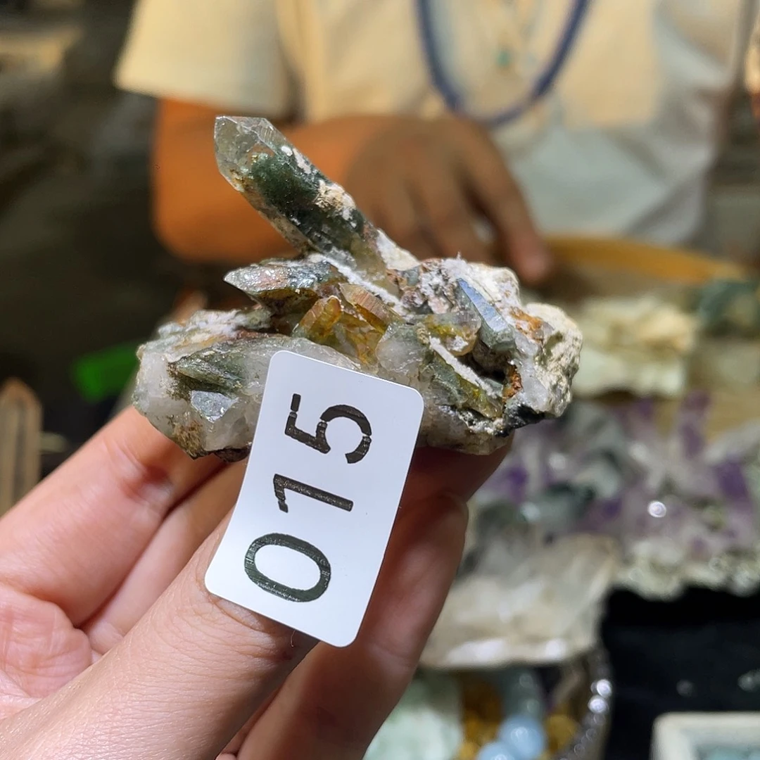 珠宝半成品水晶未镶嵌