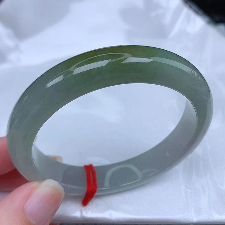 未镶嵌手镯翡翠天然