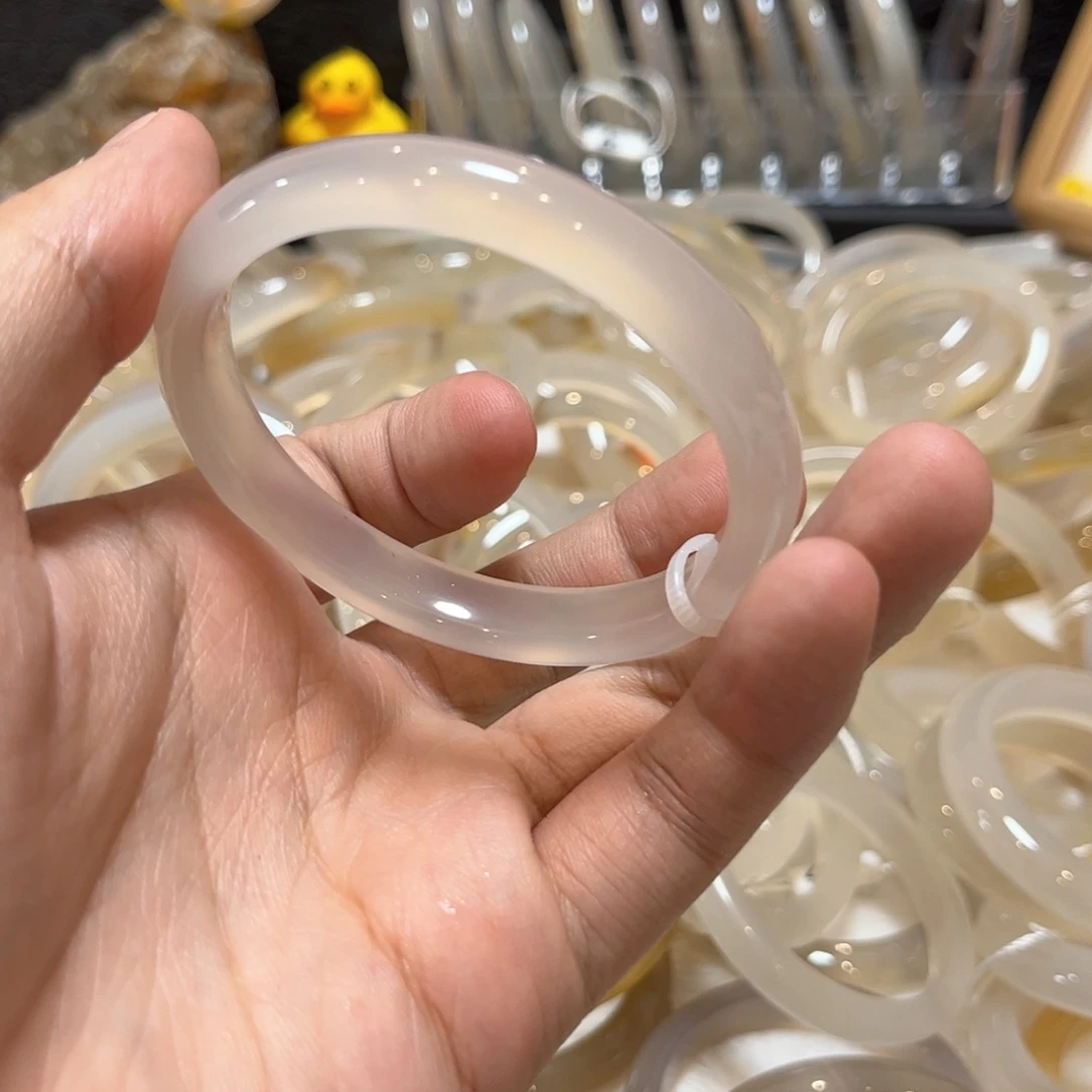 手镯玛瑙/玉髓合金古**提667