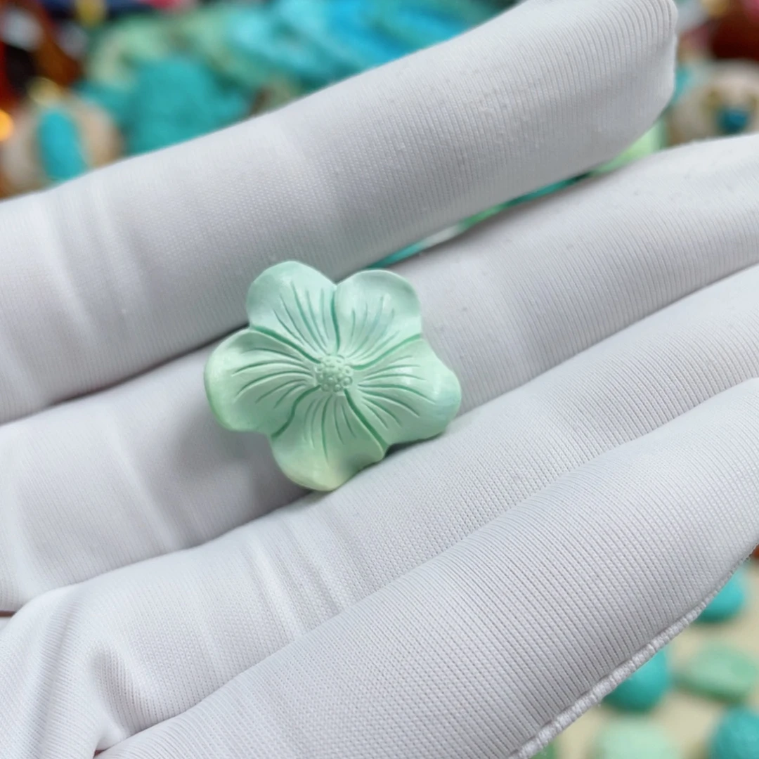 未镶嵌绿松石珠宝奇石