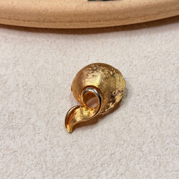 铜合金胸针 【六六中古】孤品复古胸针th7478