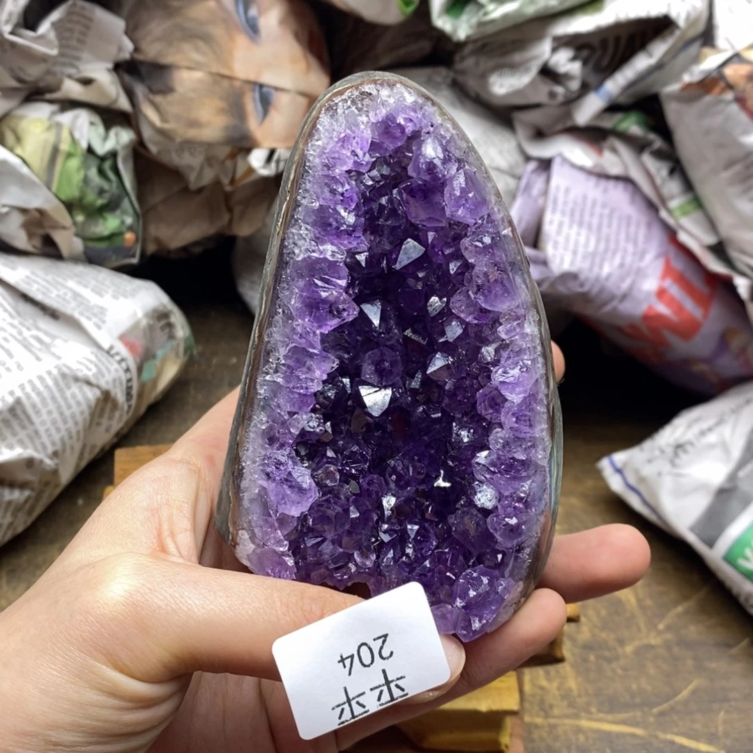 紫晶乌拉圭未镶嵌