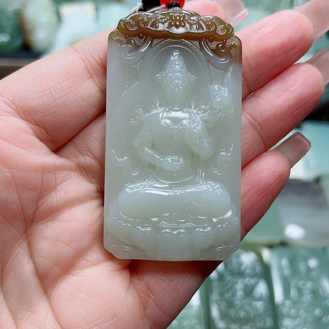 秋***话和田玉未镶嵌颈饰