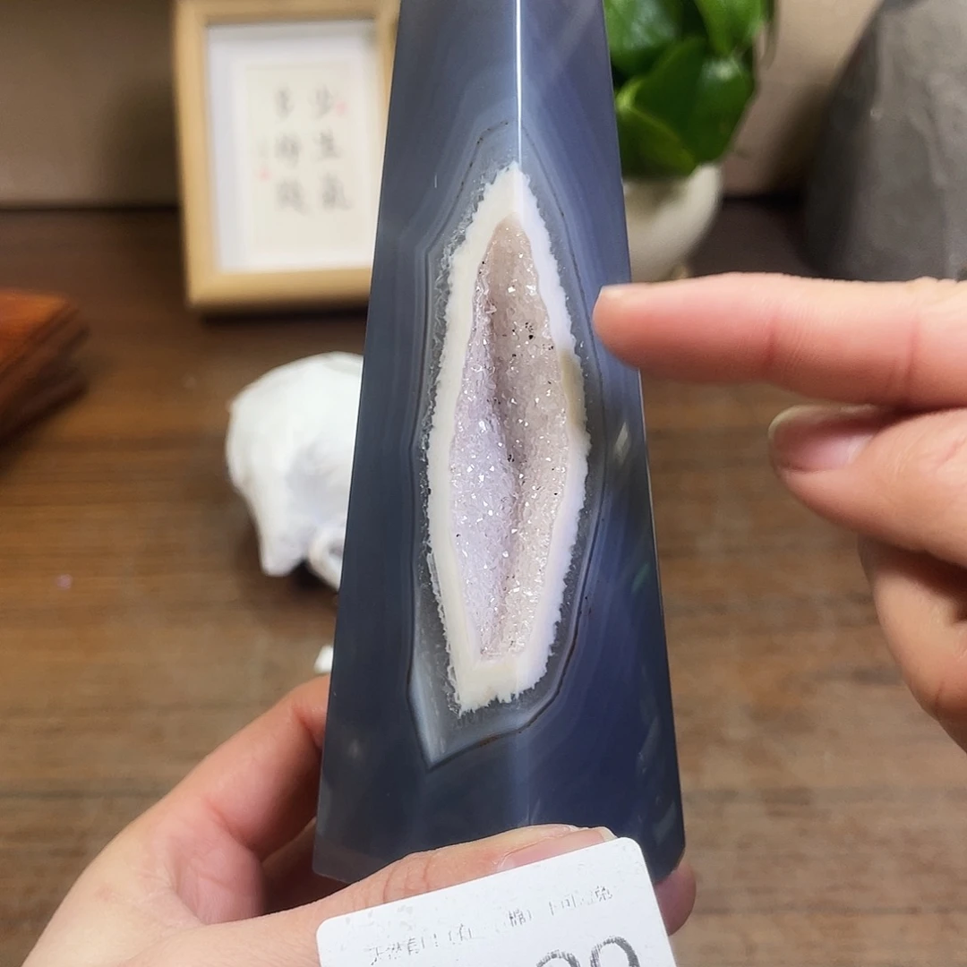 未镶嵌水晶大型摆件（非配饰）