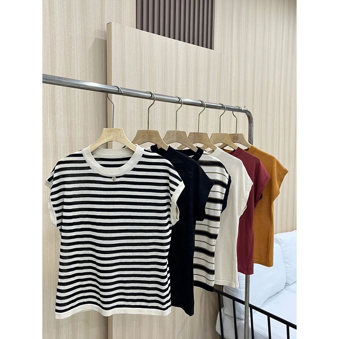 YuanZi夏季薄款冰丝针织条纹圆领短袖上衣条纹短袖黑白女款可外穿