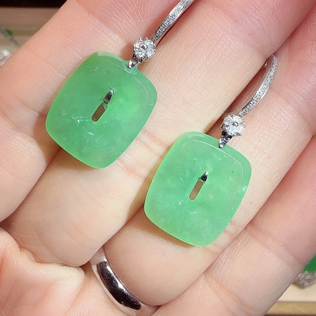 翡翠18K金镶嵌耳坠