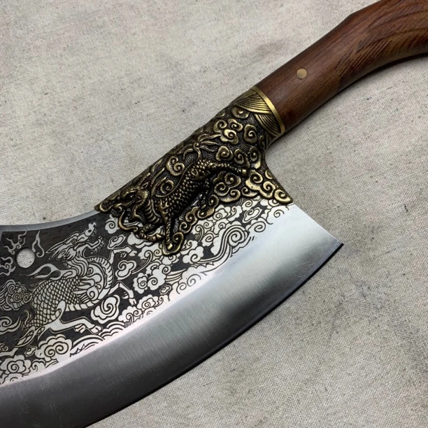 81 龙泉昊天宝剑高锰钢一体锻打屠龙刀未开刃