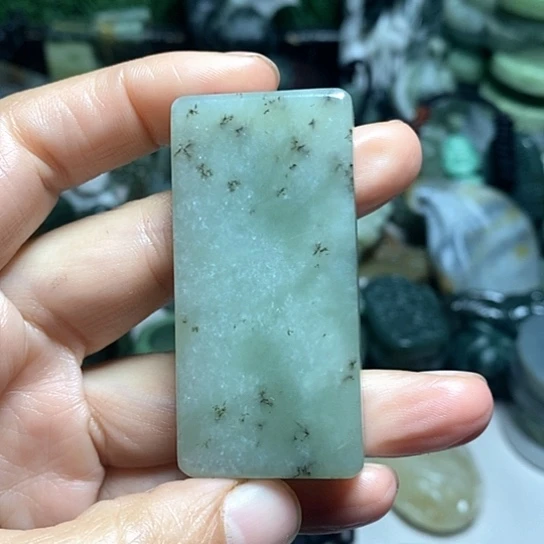 未镶嵌和田玉（糖玉）珠宝半成品
