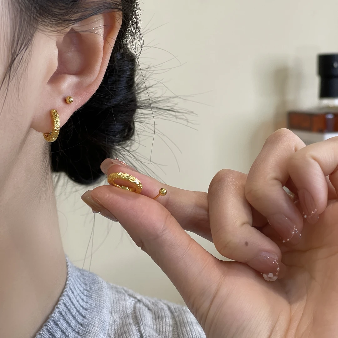 A-37 金色碎冰冰耳扣精致小巧时尚小众设计感ins耳饰