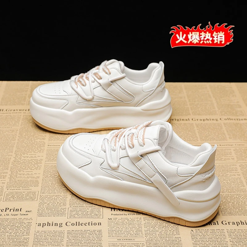 达芙妮百搭厚底舒适休闲女鞋2025秋冬季ins潮流真皮运动小白鞋AM