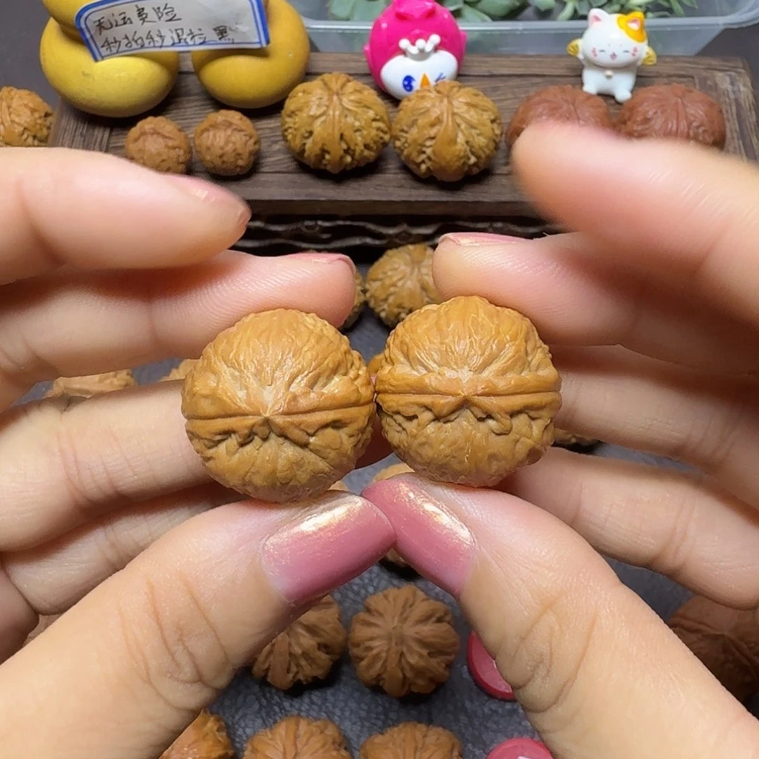 Z***z文玩核桃把件24尺蜜桃