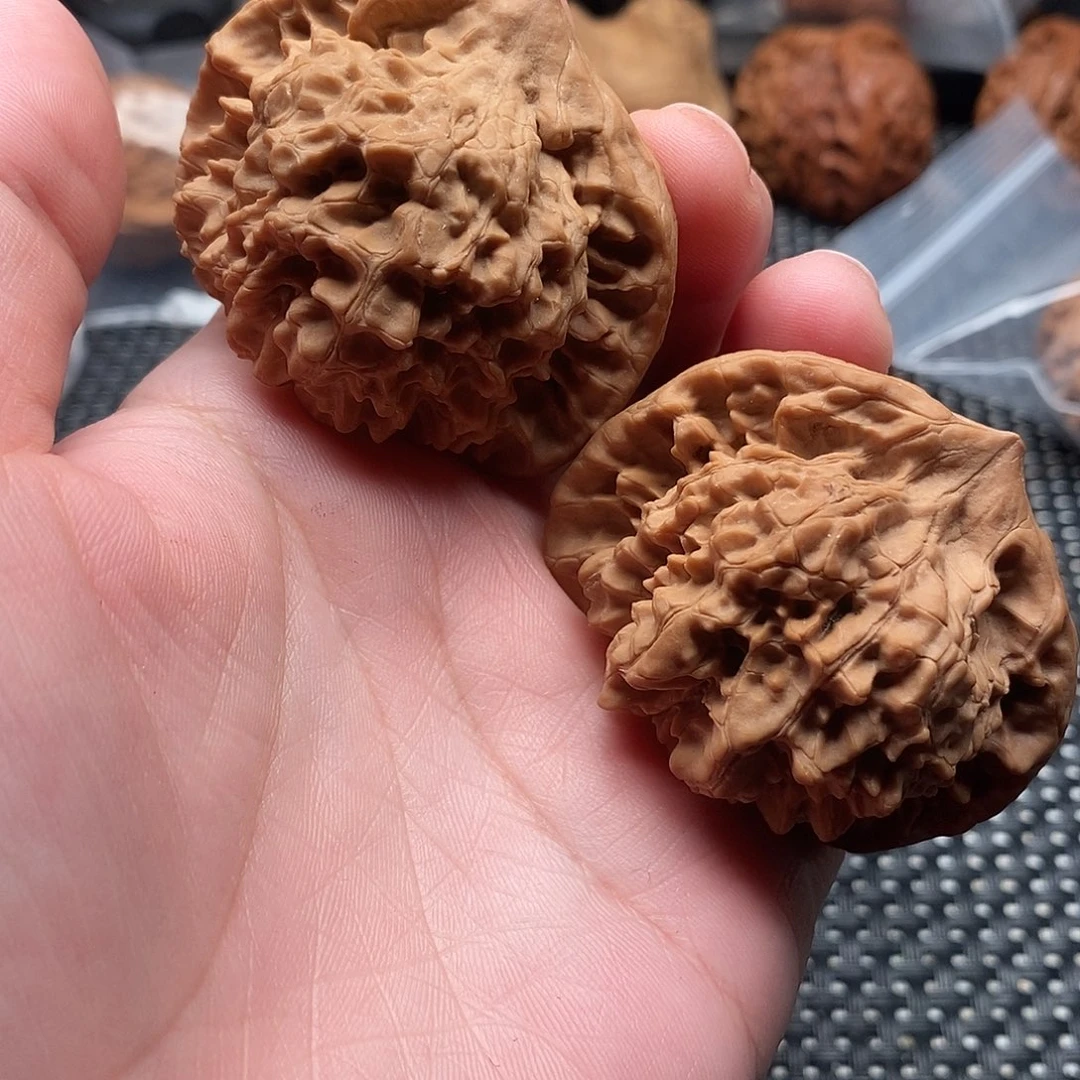 文玩核桃吊坠核桃