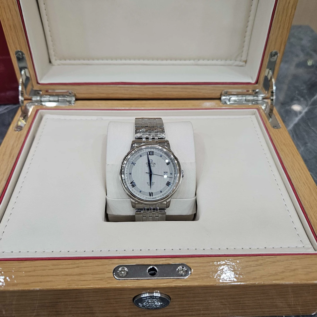 全新正品 /蝶飞/全自动机械表/42M/枚灰盘/全套