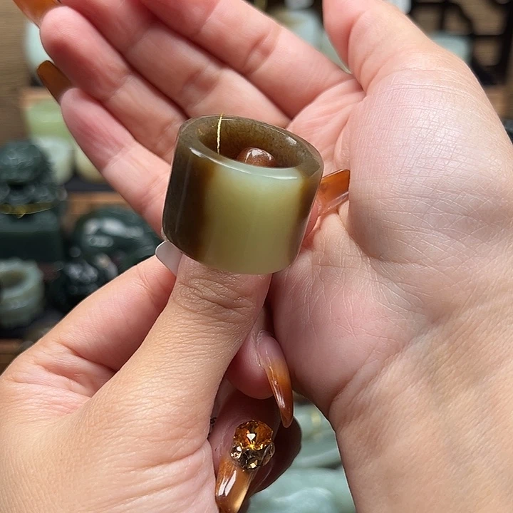 权***威未镶嵌戒指和田玉（糖玉）内径20