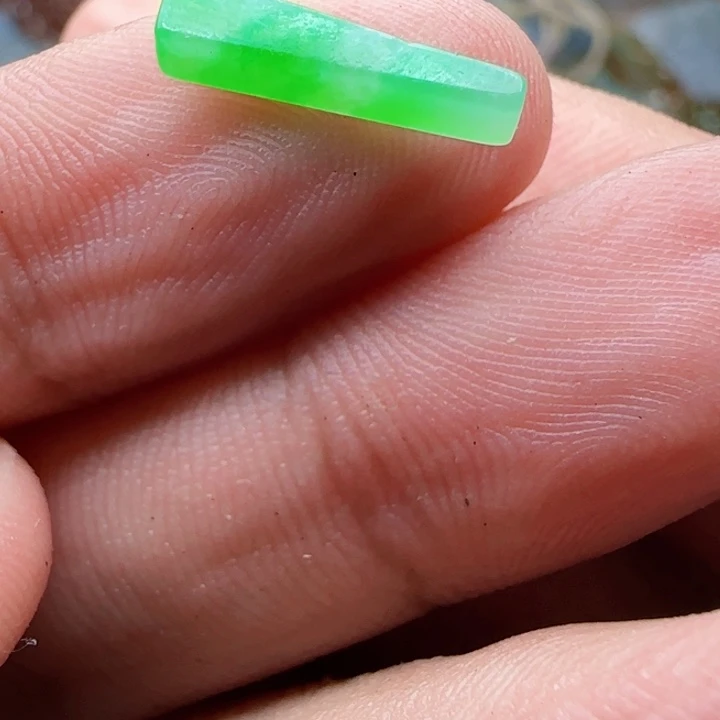 定制翡翠未镶嵌不包工