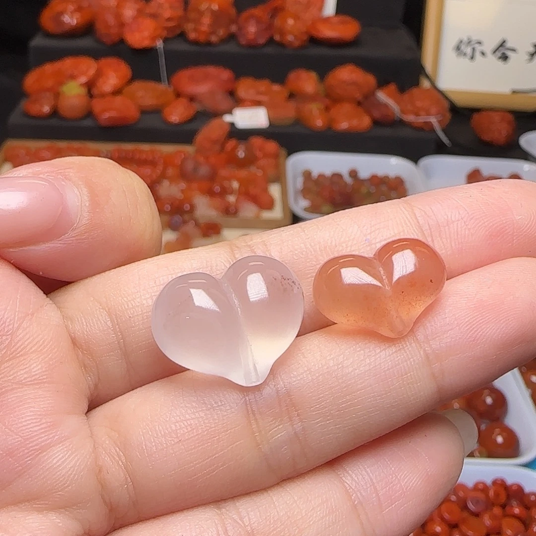 南红玛瑙未镶嵌颈饰