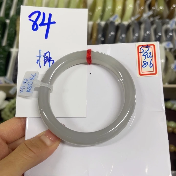木****和田玉未镶嵌手镯