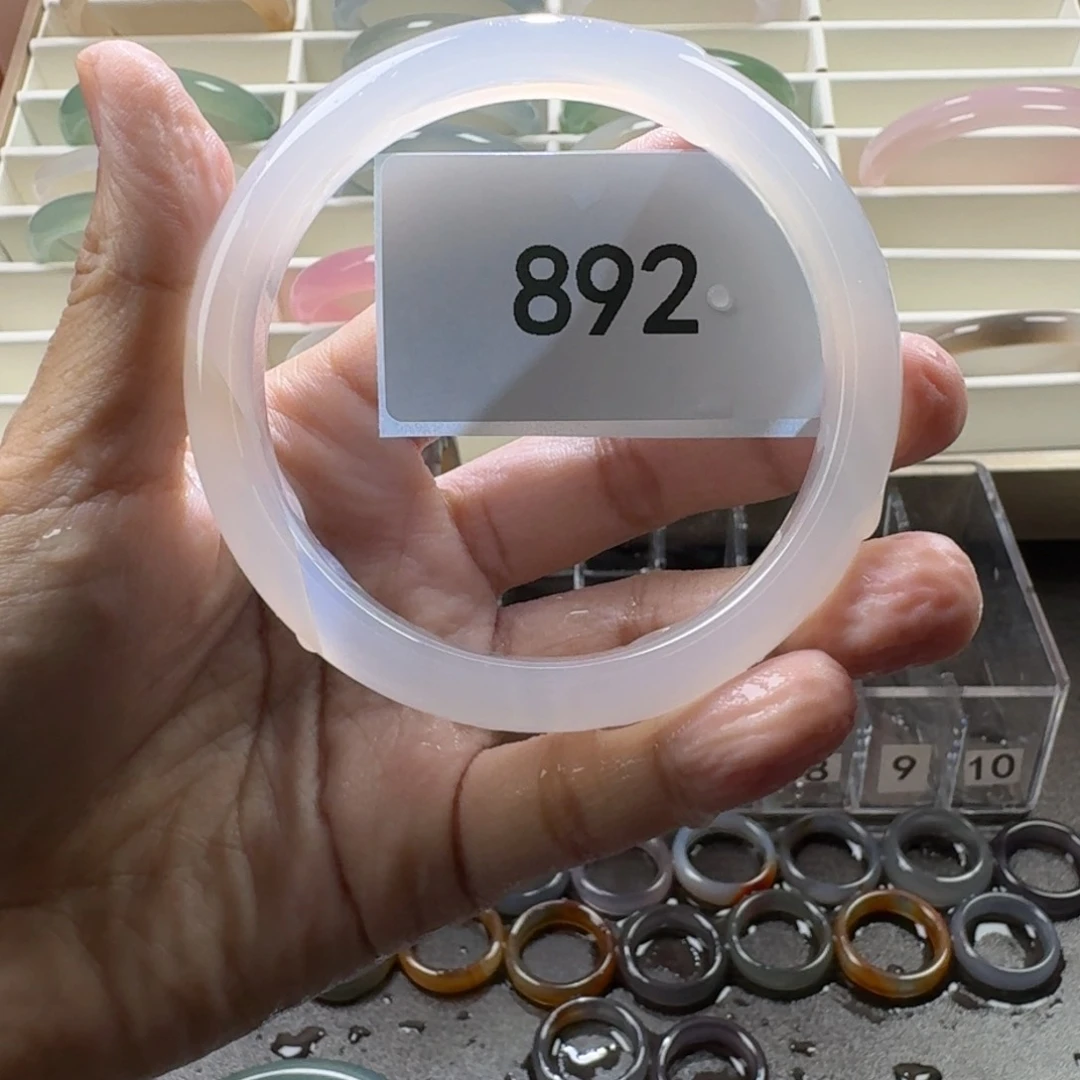 玛瑙/玉髓手镯未镶嵌892