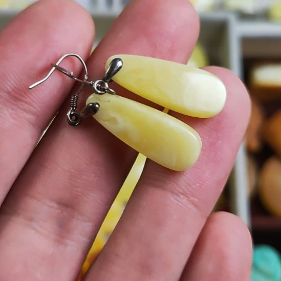 蜜蜡银S925镶嵌裸石耳钉