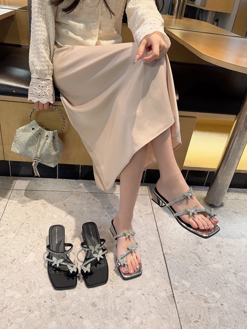 2025年最新款时尚凉拖  6808