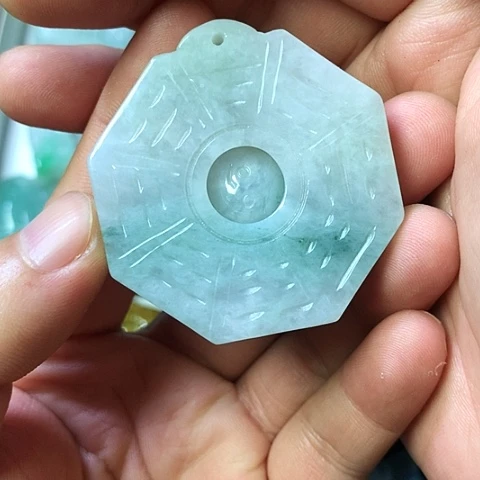 翡翠未镶嵌颈饰天然