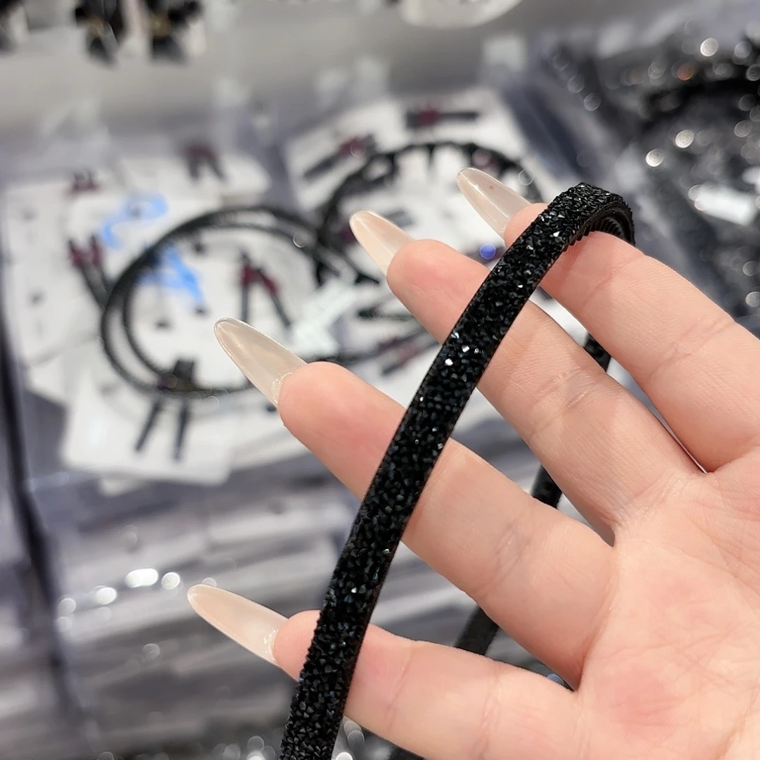 皮质铁合金发饰发夹