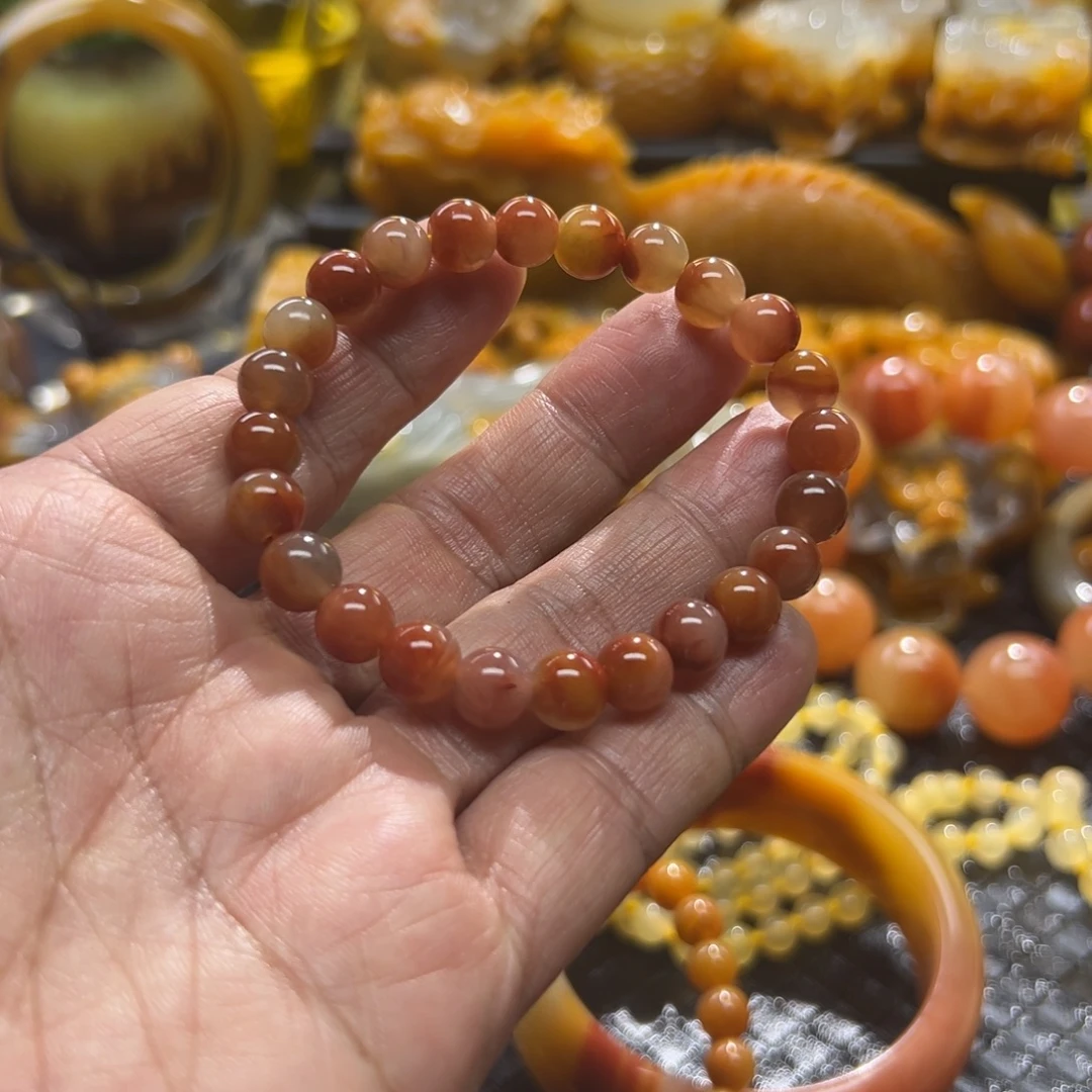 石英质玉未镶嵌颈饰