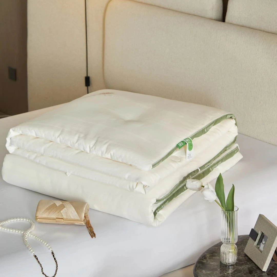 A4142 提花时尚大豆春秋被-白200*230舒适柔软保暖高端简约春秋