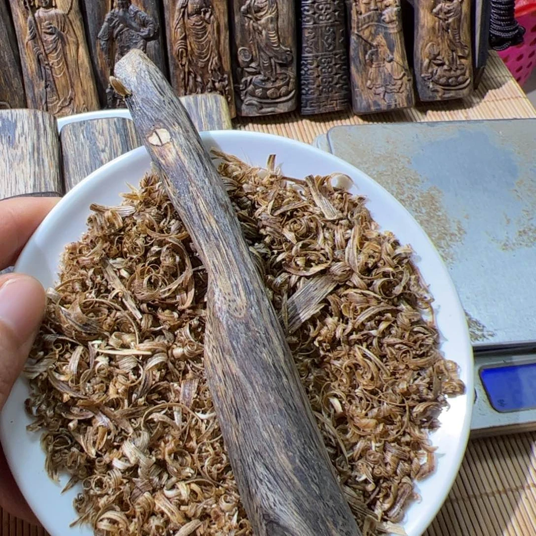 沉香碎屑沉香绿棋虫漏26.5克