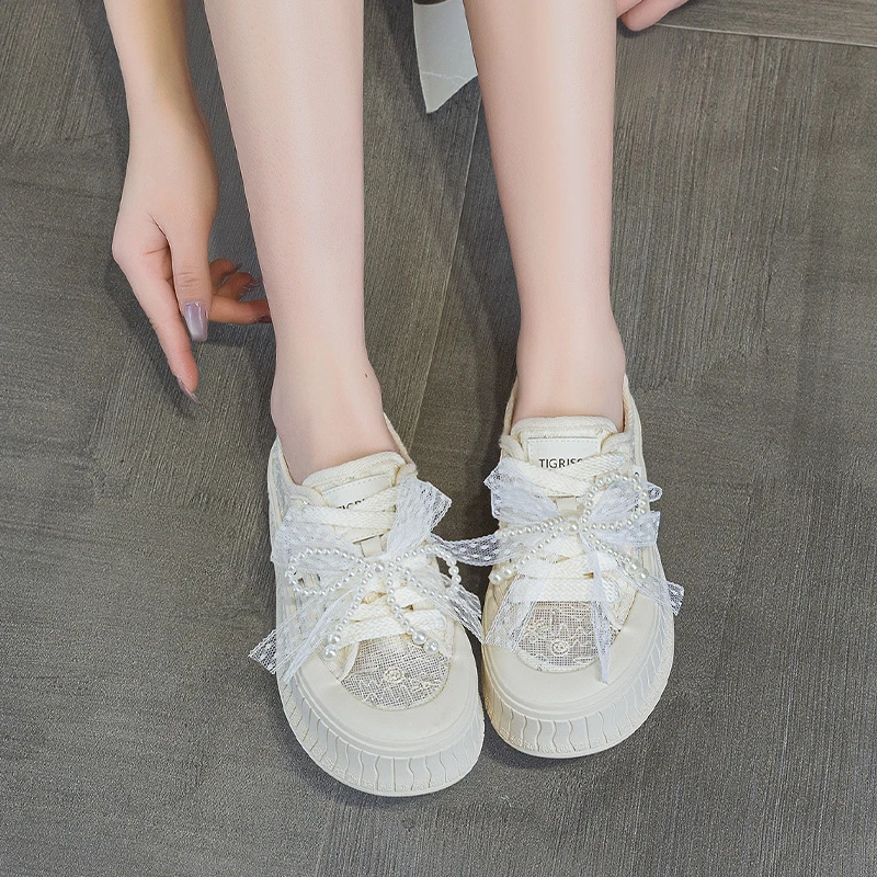 厚底蕾丝网面小白鞋女春夏季薄款2025新款透气休闲运动板鞋渔夫鞋