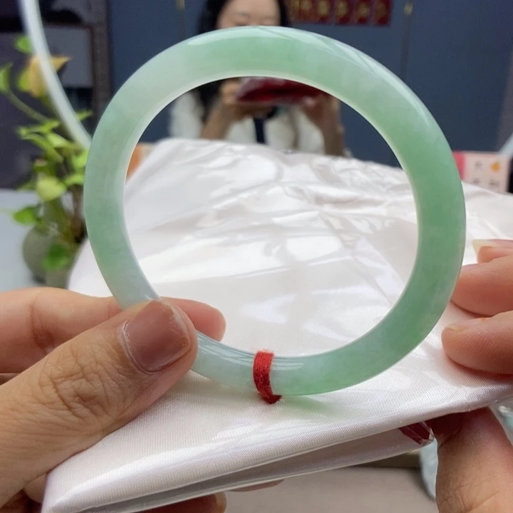翡翠手镯未镶嵌手镯档口贵妃53.5