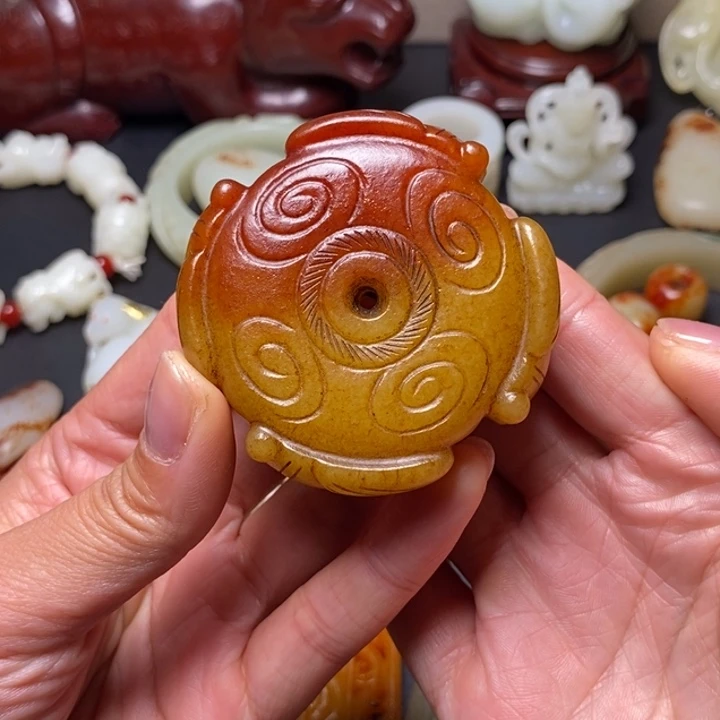 竹****未镶嵌和田玉把件