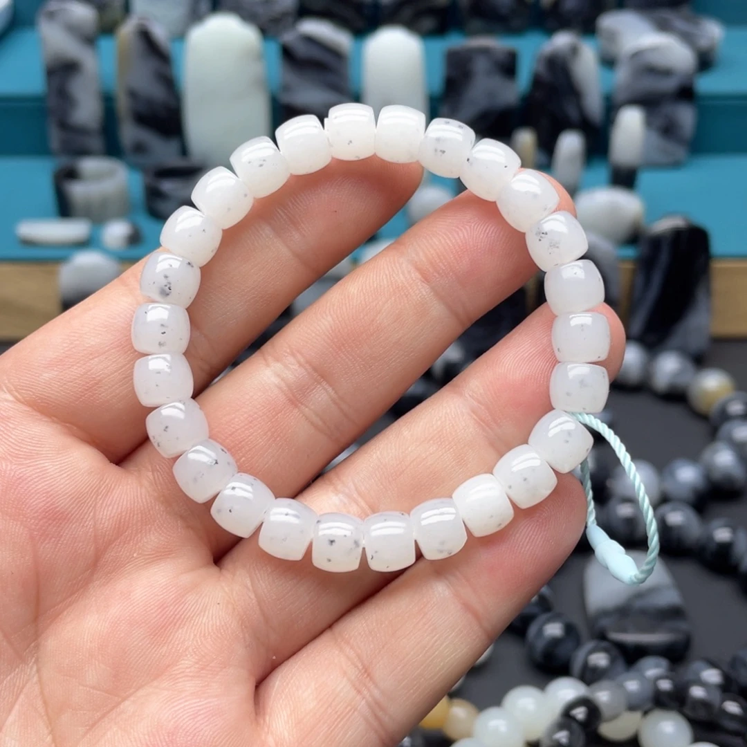 和田玉未镶嵌手串