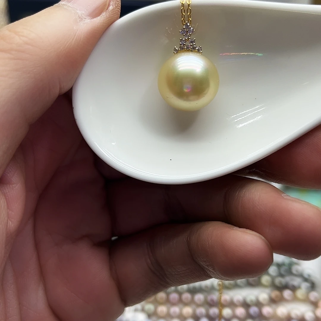 颈饰未镶嵌海水珍珠