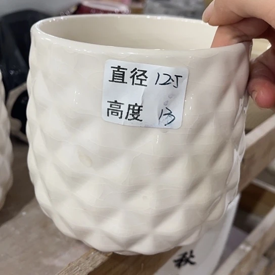 多肉绿植陶瓷花盆9.9包邮，有孔
