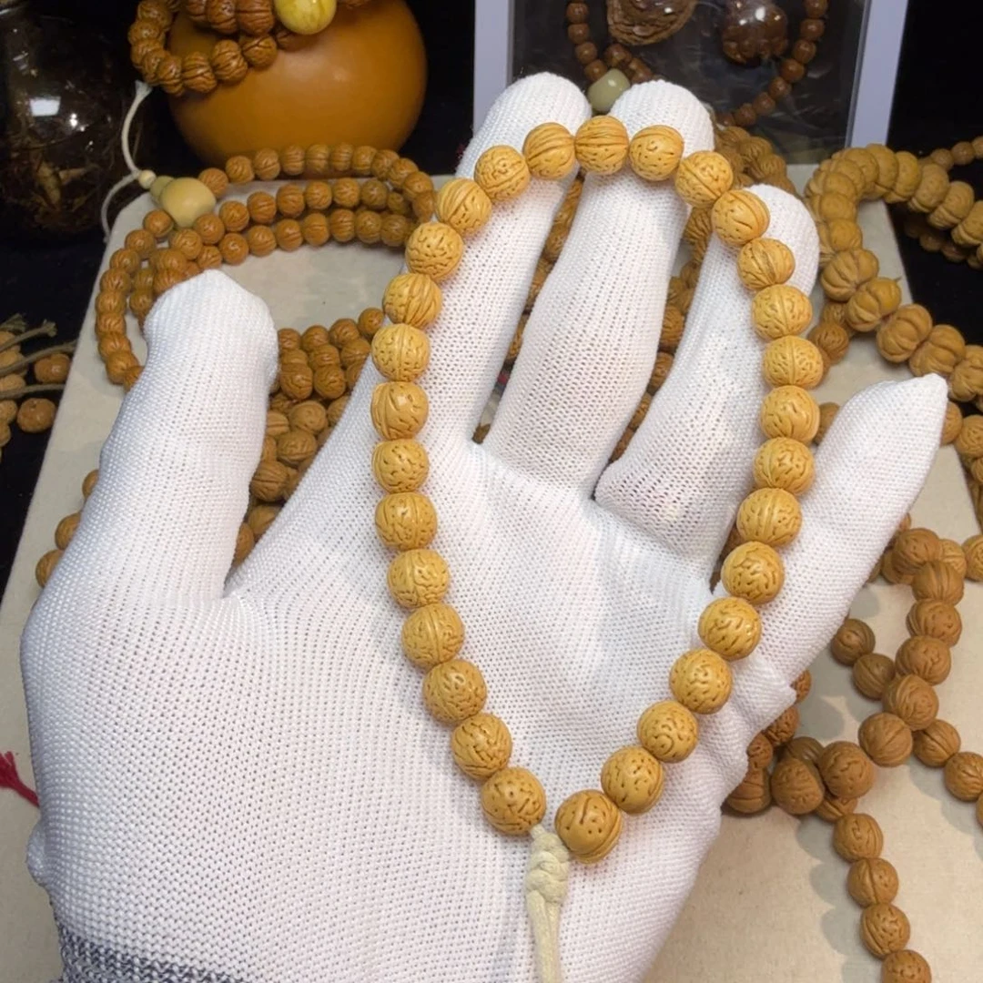 东***信桃核吊坠0.9盘锦奶油核