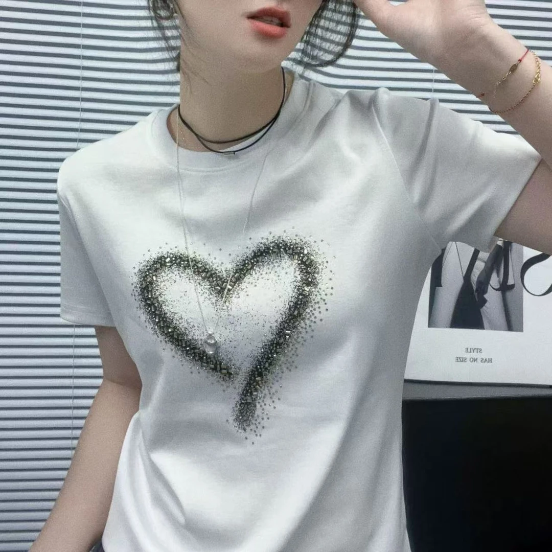 YH8626(聚水潭)时尚常规款T恤宽松型短袖休闲风百搭女士短袖