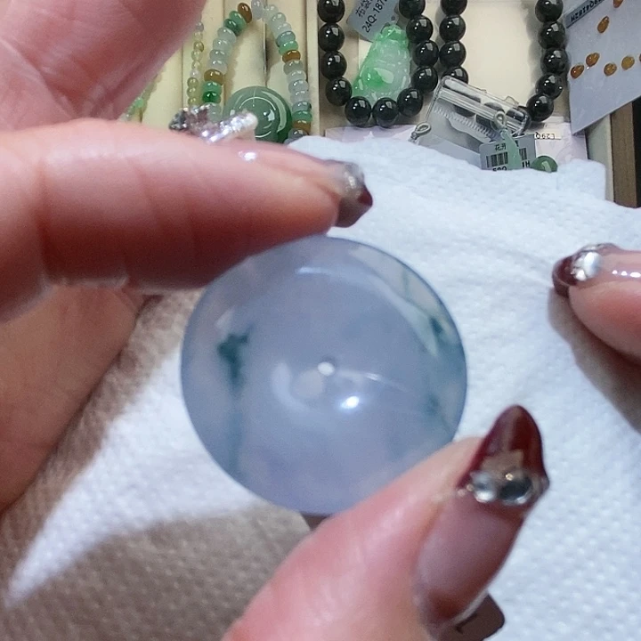 翡翠未镶嵌颈饰高冰紫底飘花平安扣