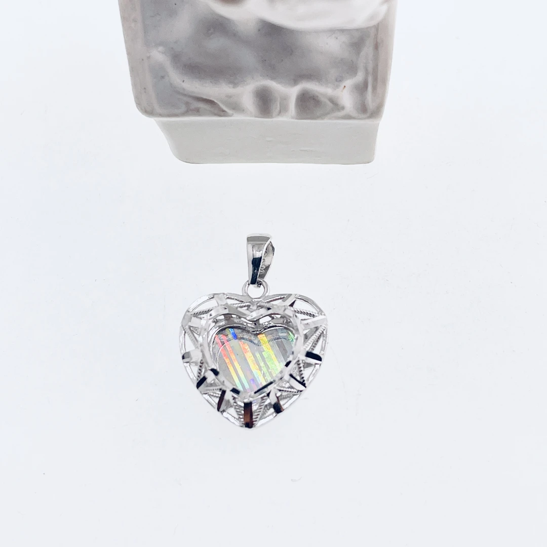 铂金Pt950炫彩款镂空爱心吊坠2.44克