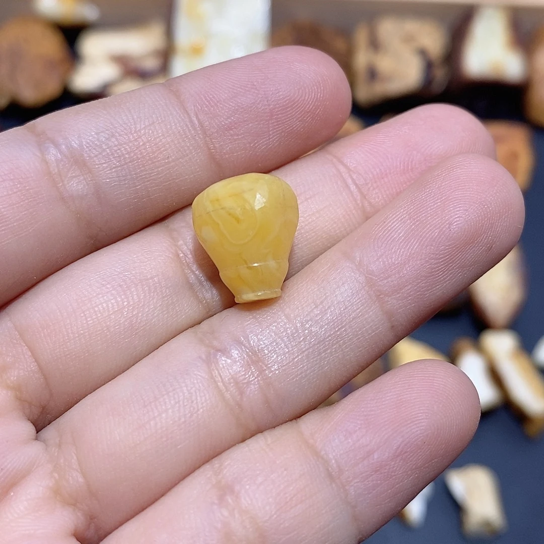 定制琥珀蜜蜡原石