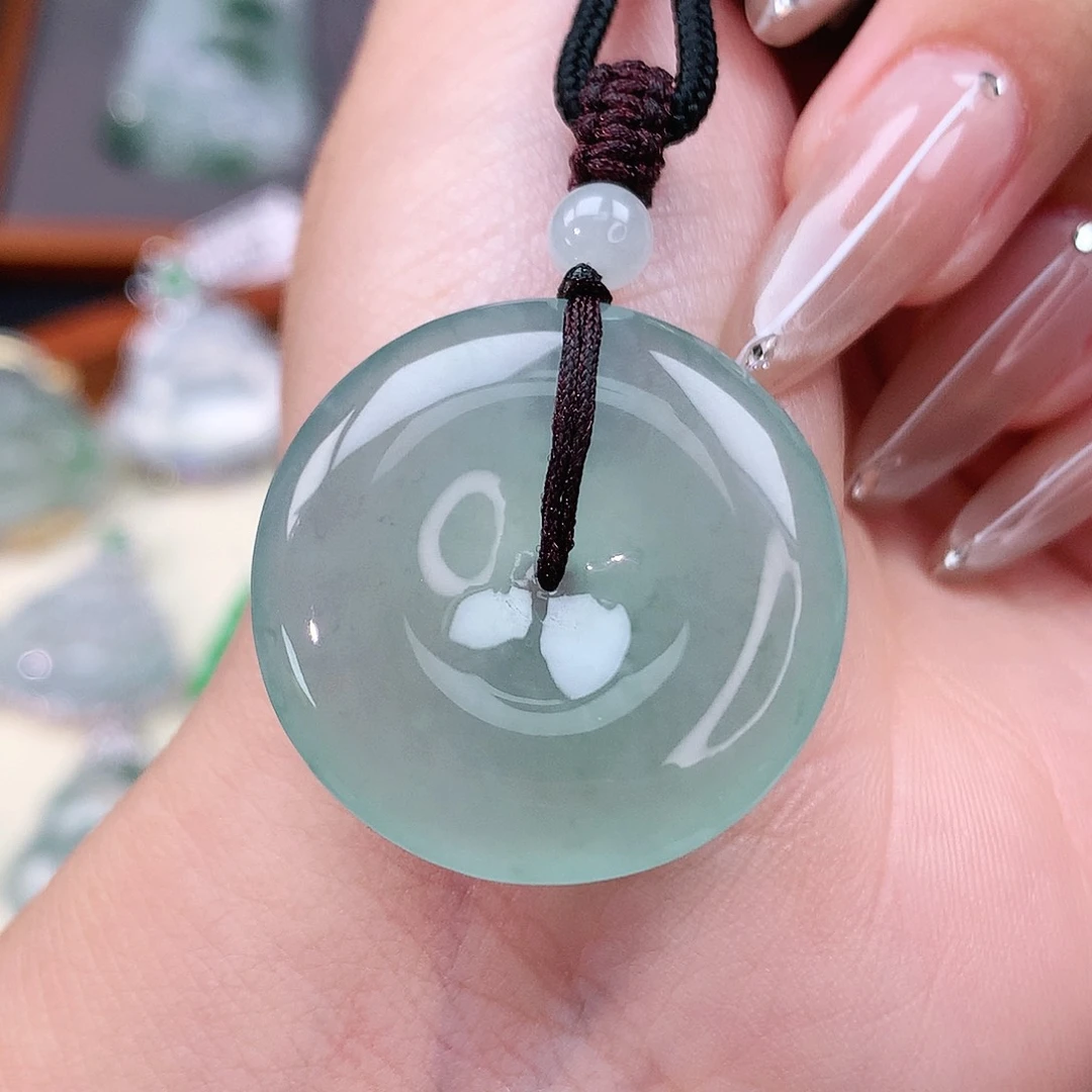 颈饰未镶嵌翡翠扣