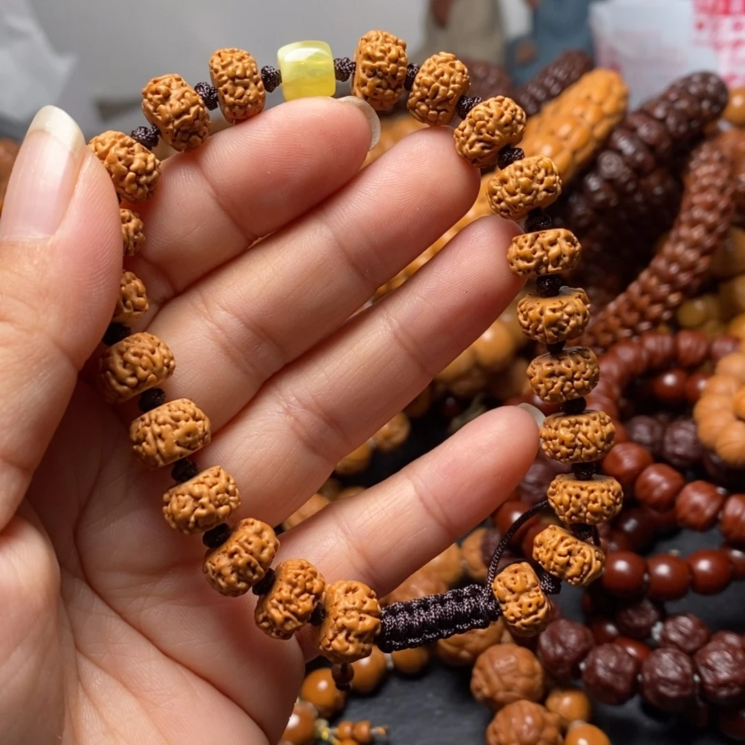 猴头核桃吊坠橄榄