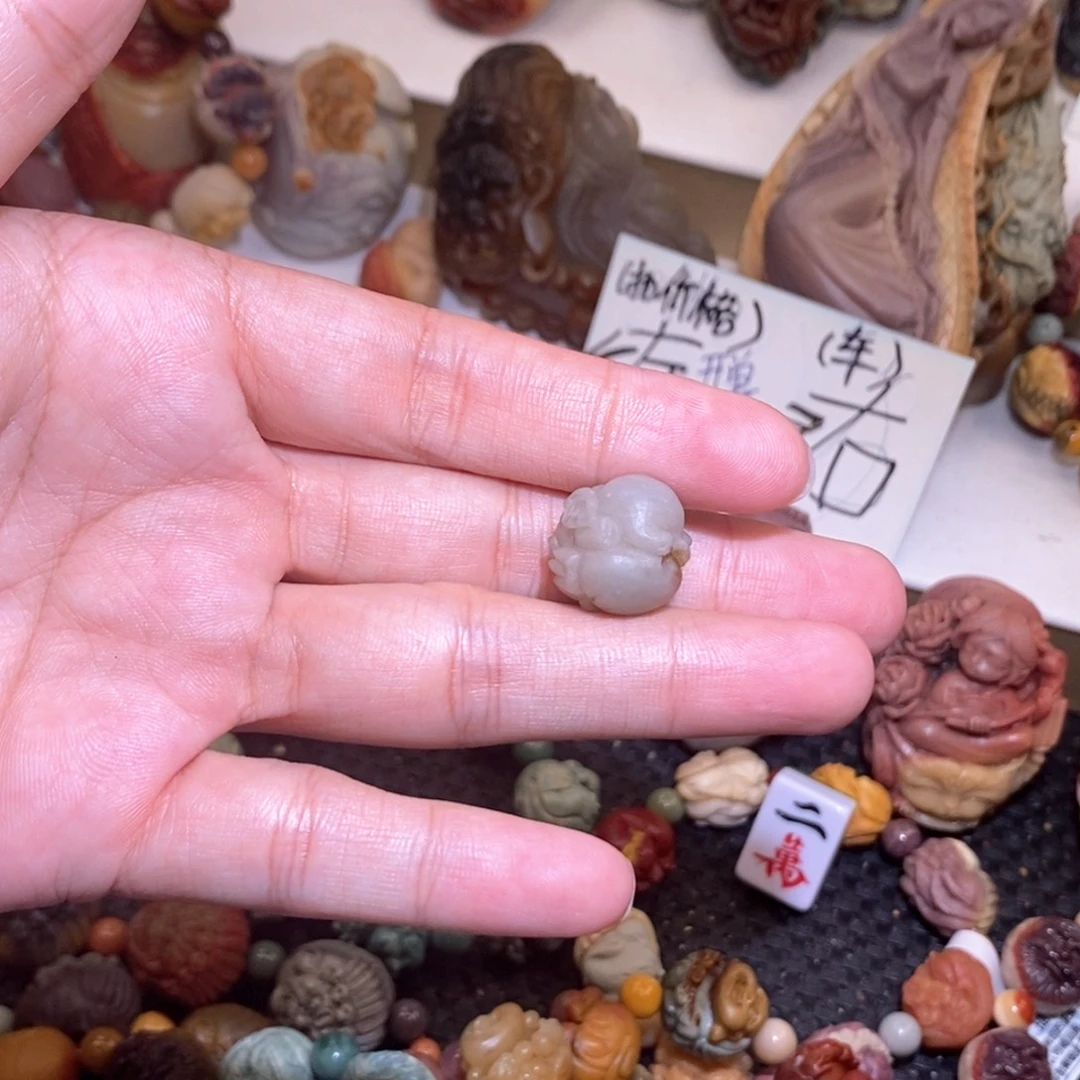 石英质玉（阿拉善玉）未镶嵌手链