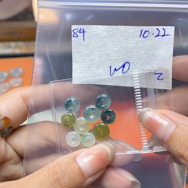 东***方定制翡翠未镶嵌不退