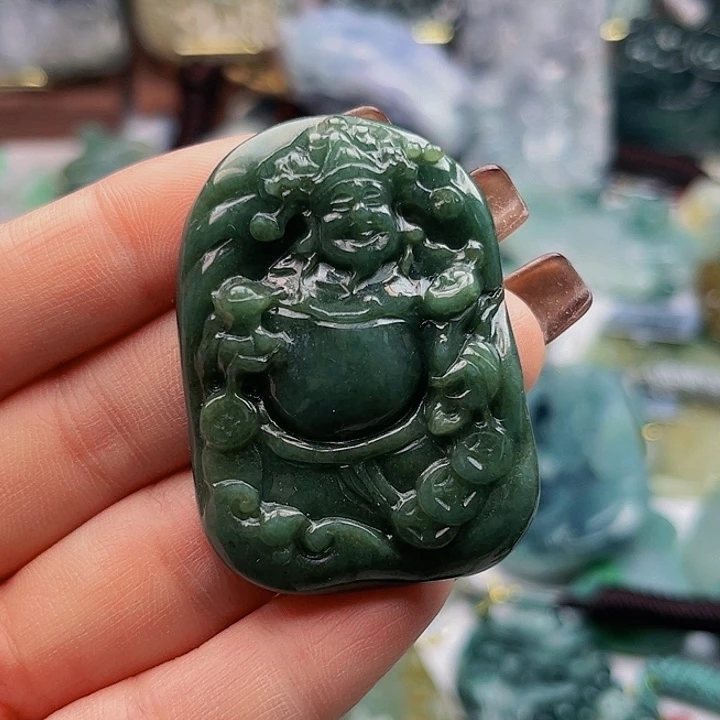 翡翠未镶嵌颈饰挂件