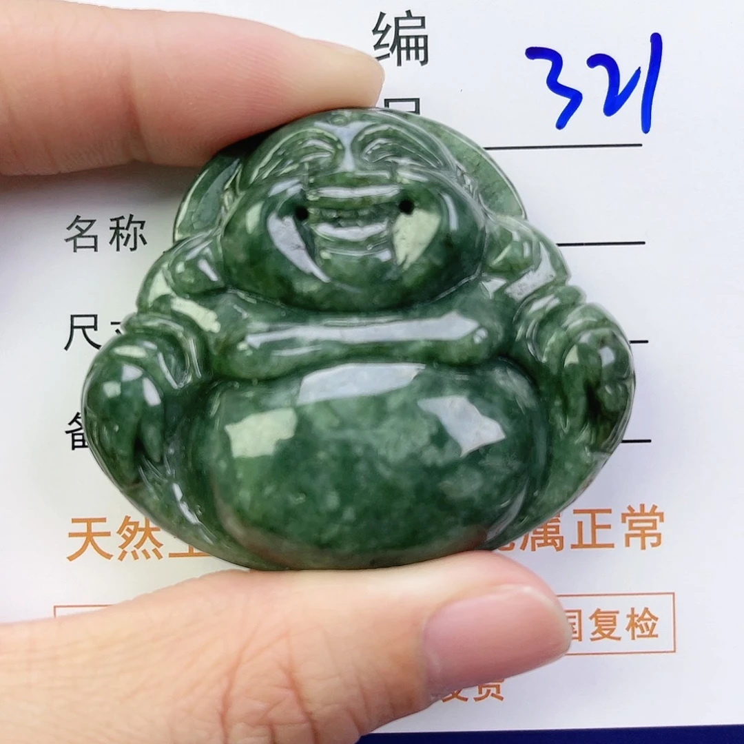 翡翠颈饰未镶嵌佛公微瑕