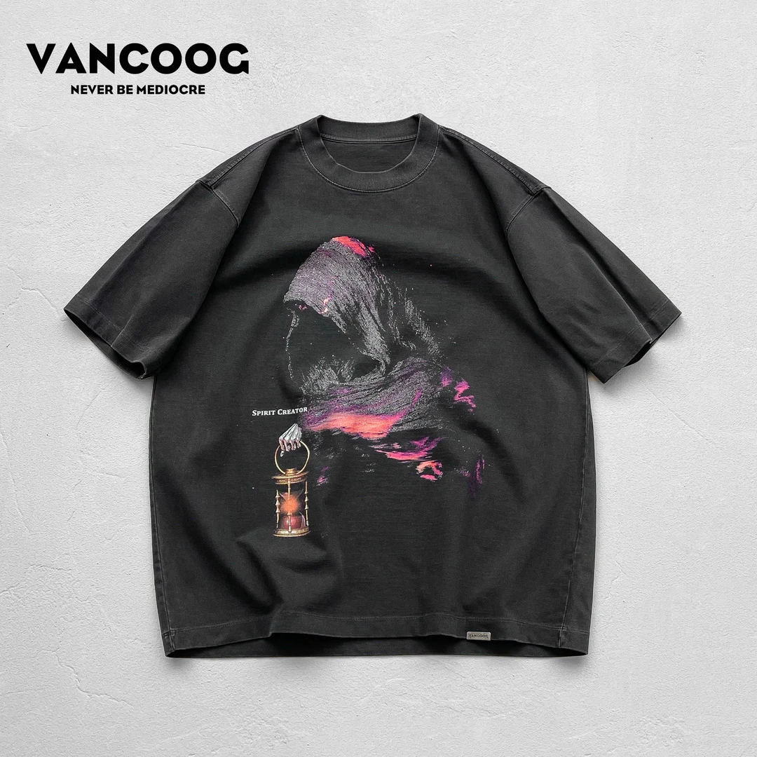 VANCOOG2025夏季美潮高街潮牌做旧宽松纯棉巫师印花短袖圆领T恤男
