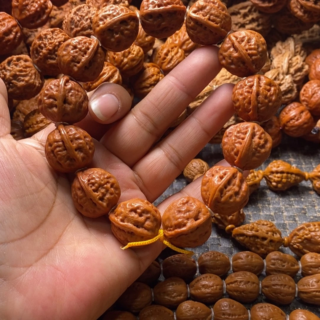 文玩核桃吊坠富甲天下