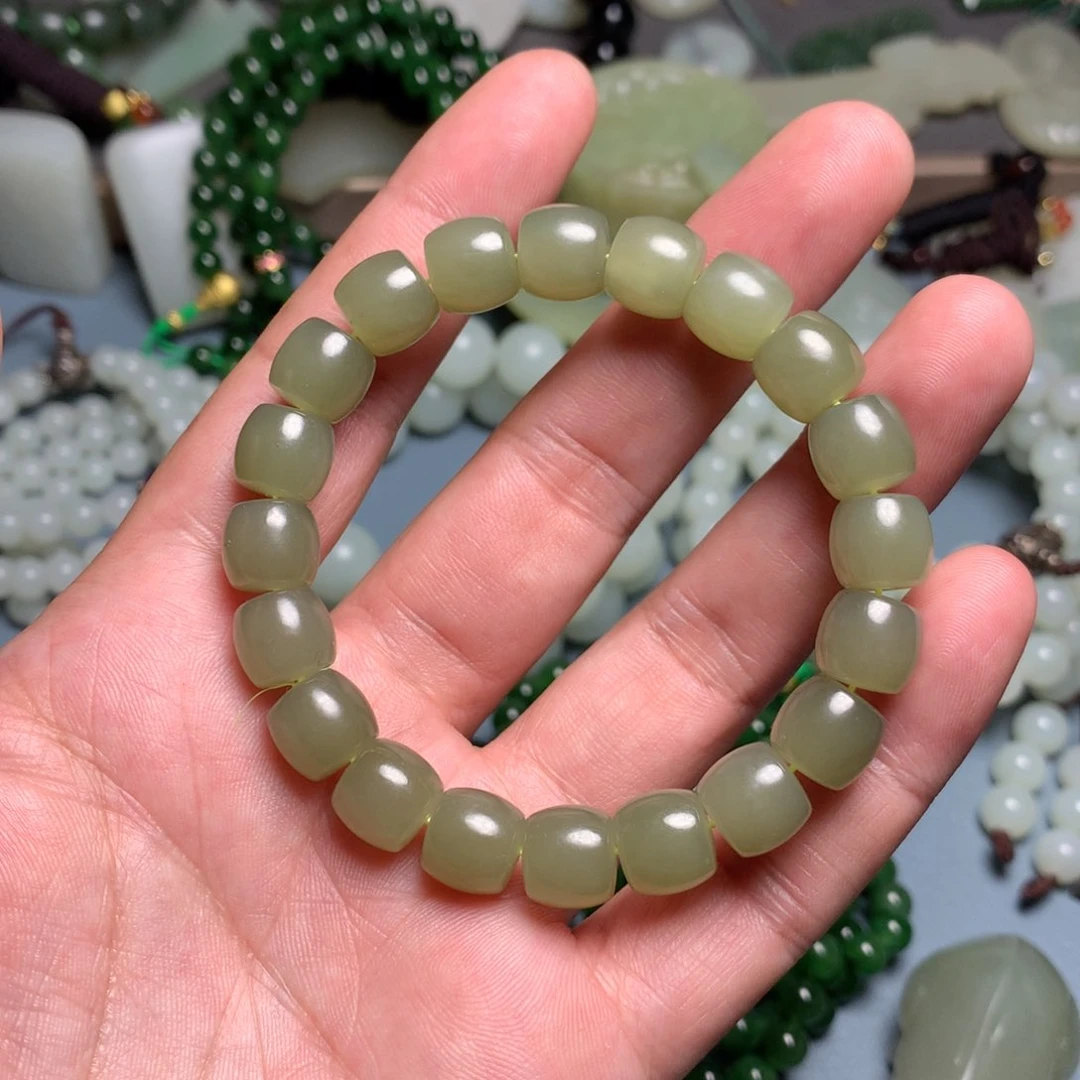 碧***树手链未镶嵌和田玉